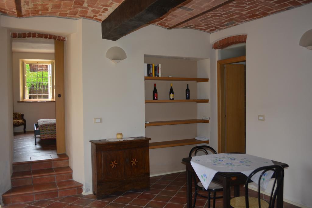 Cascina Valtignosa Camere Con Vigna Cassine Esterno foto