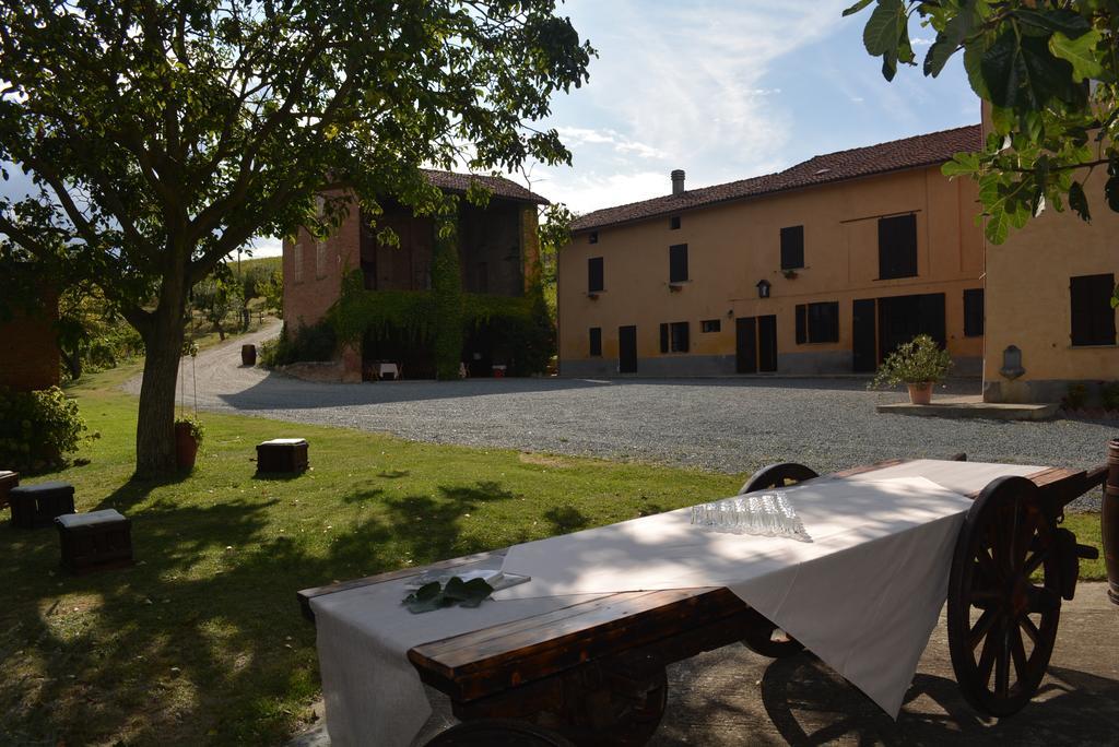 Cascina Valtignosa Camere Con Vigna Cassine Esterno foto